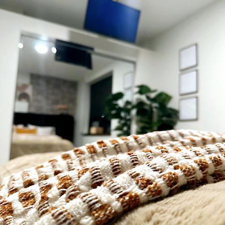 Contemporary Downtown Condo Джаксънвил Екстериор снимка